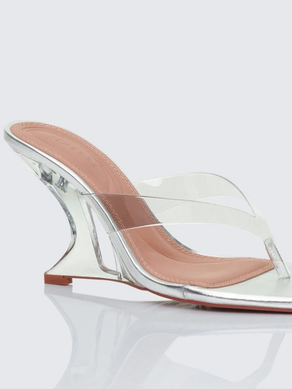 Finesse that lucite